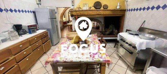 12 rooms House in Vinci, Italy No. 67152 17