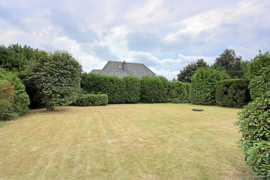 Земельный участок в Korschenbroich, Германия № 302144