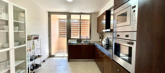 Casa de 4 dormitorios en Guia, Portugal No. 25665 15