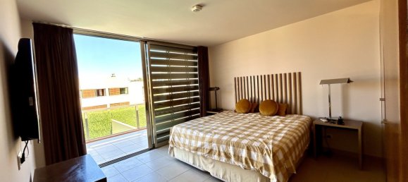 Casa de 4 dormitorios en Guia, Portugal No. 25665 20