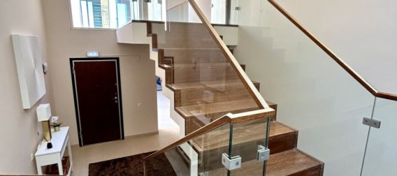 Casa de 4 dormitorios en Guia, Portugal No. 25665 14