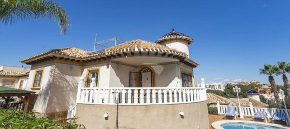 Casa de 4 dormitorios en Alicante, Spain No. 188714 21