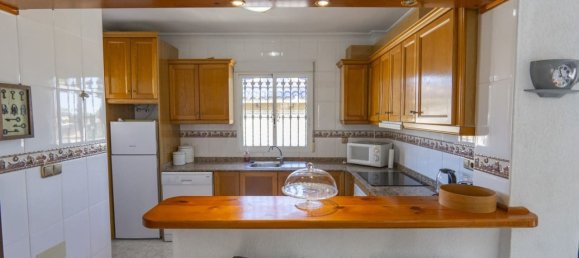 Casa de 4 dormitorios en Alicante, Spain No. 188714 6