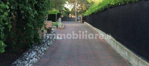 5 bedrooms Villa in Venice, Italy No. 225987 2