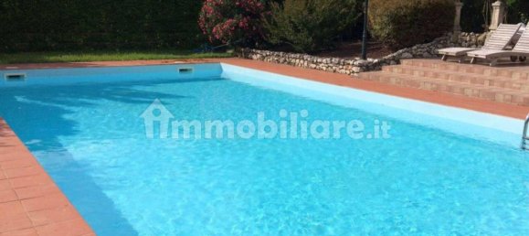 5 bedrooms Villa in Venice, Italy No. 225987 11