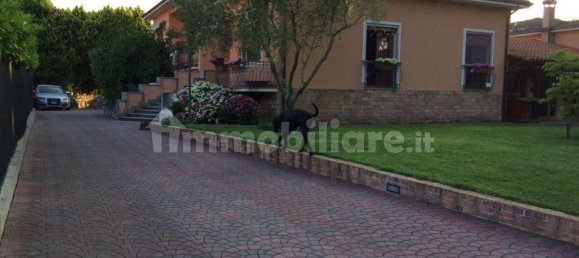 5 bedrooms Villa in Venice, Italy No. 225987 18