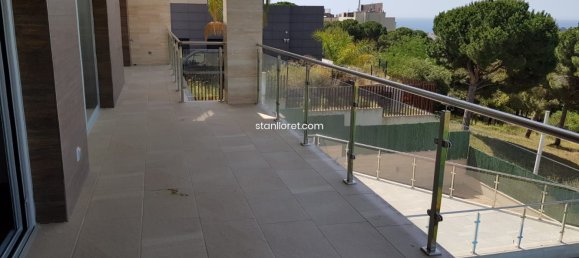 4 غرف نوم فيلا في Lloret de Mar, Spain رقم 14835 10