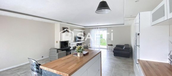 Casa de 5 dormitorios en Bonneval, France No. 273342 9