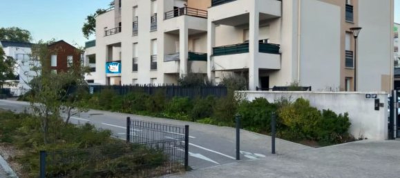 2 bedrooms Apartment in Orleans, France No. 75106 27