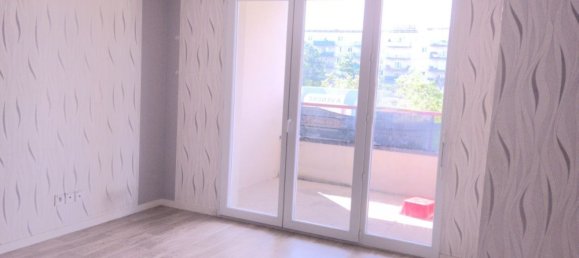 2 bedrooms Apartment in Orleans, France No. 75106 4