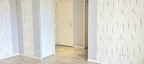 2 bedrooms Apartment in Orleans, France No. 75106 10