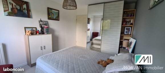 3 bedrooms Duplex in Elancourt, France No. 325417 9