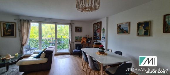 3 bedrooms Duplex in Elancourt, France No. 325417 3