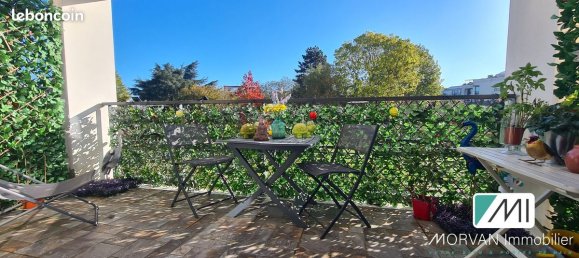 3 bedrooms Duplex in Elancourt, France No. 325417 2