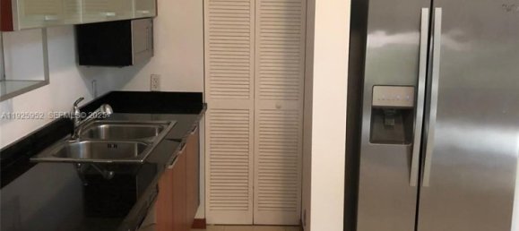 1 bedroom Commercial property for sale in Miami, Miami-Dade, Florida, USA № 614781 4