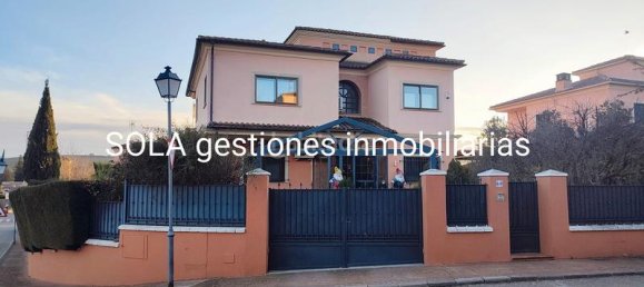 Casa T5 em Baeza, Spain N.º 62625 25