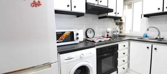 3 bedrooms Apartment in L'Hospitalet de Llobregat, Spain No. 141940 8