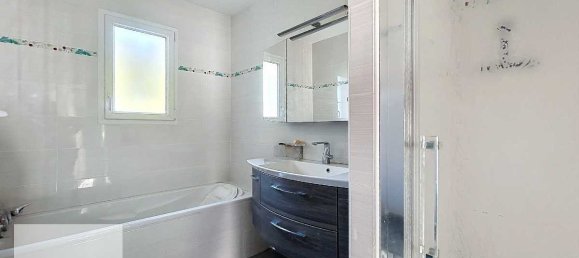 4 bedrooms Villa in Caudecoste, France No. 190194 11