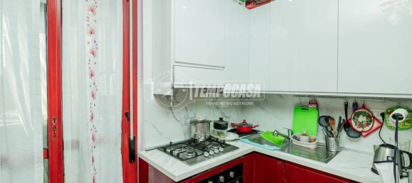 2 Schlafzimmer Wohnung in San Donato Milanese, Italy, Nr. 100337 6
