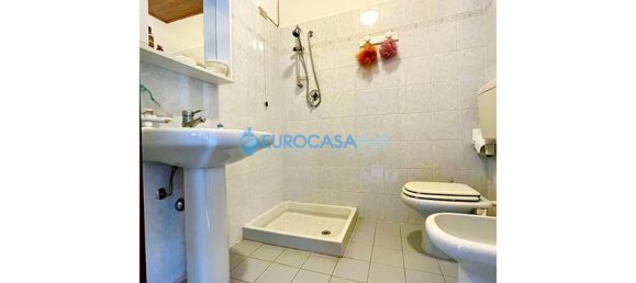 Casa de 6 dormitorios en Rio Saliceto, Italy No. 60296 24