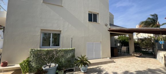 3 bedrooms Townhouse in Pervolia, Cyprus No. 26294 16