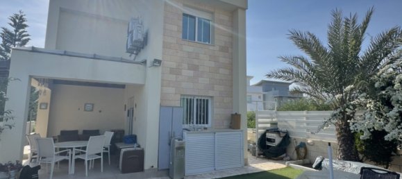 3 bedrooms Townhouse in Pervolia, Cyprus No. 26294 2