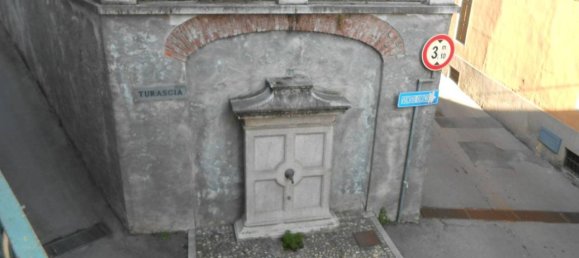 4-Zimmer Haus in Gozzano, Italy, Nr. 123839 9