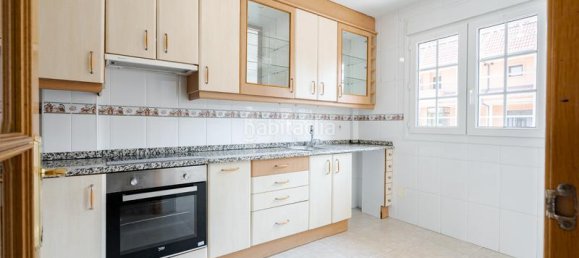 4 bedrooms Townhouse in Alcala de Henares, Spain No. 179593 2