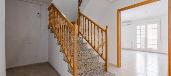 4 bedrooms Townhouse in Alcala de Henares, Spain No. 179593 3