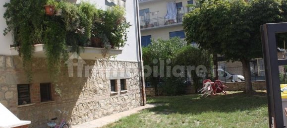 2 bedrooms Apartment in Chiusi, Italy No. 79620 3