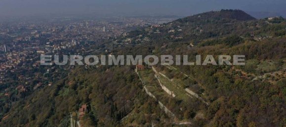 Дом с 8 спальнями в Брешиа, Италия № 177466 15