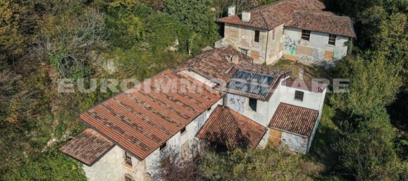 Дом с 8 спальнями в Брешиа, Италия № 177466 4