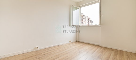 Apartamento de 3 dormitorios en Bourg-la-Reine, France No. 139651 3