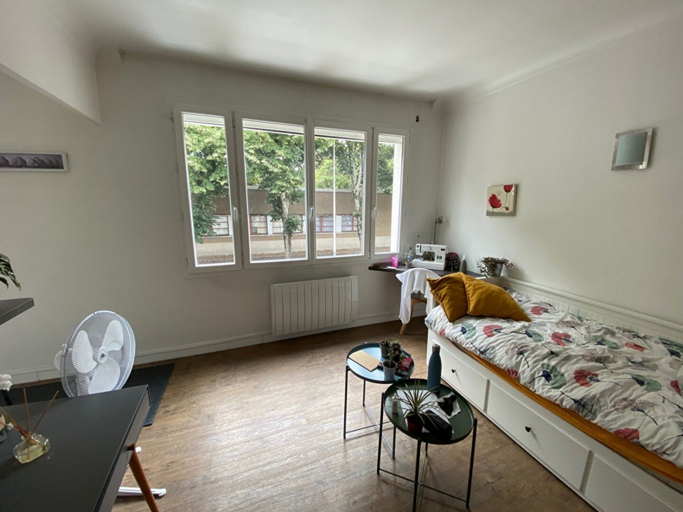 6 bedrooms Building in La Riche, France No. 89278