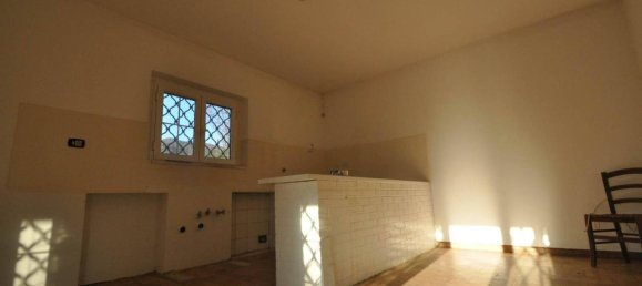 7 rooms Villa in Sarzana, Italy No. 17752 21