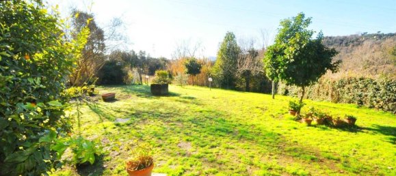 7 rooms Villa in Sarzana, Italy No. 17752 6