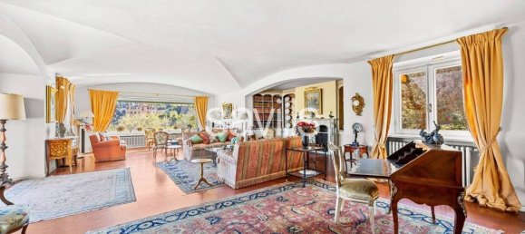 8 bedrooms Villa in Florence, Italy No. 313958 15