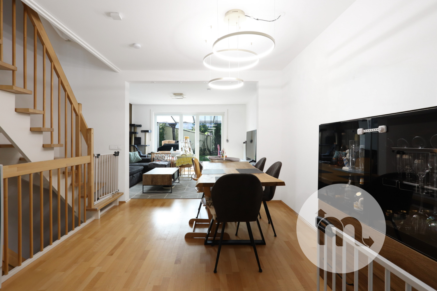 3 bedrooms Townhouse in Munich, Germany No. 330362