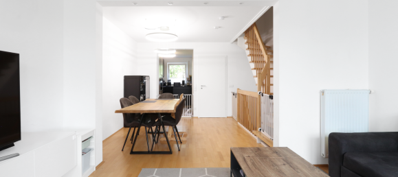 3 bedrooms Townhouse in Munich, Germany No. 330362 2