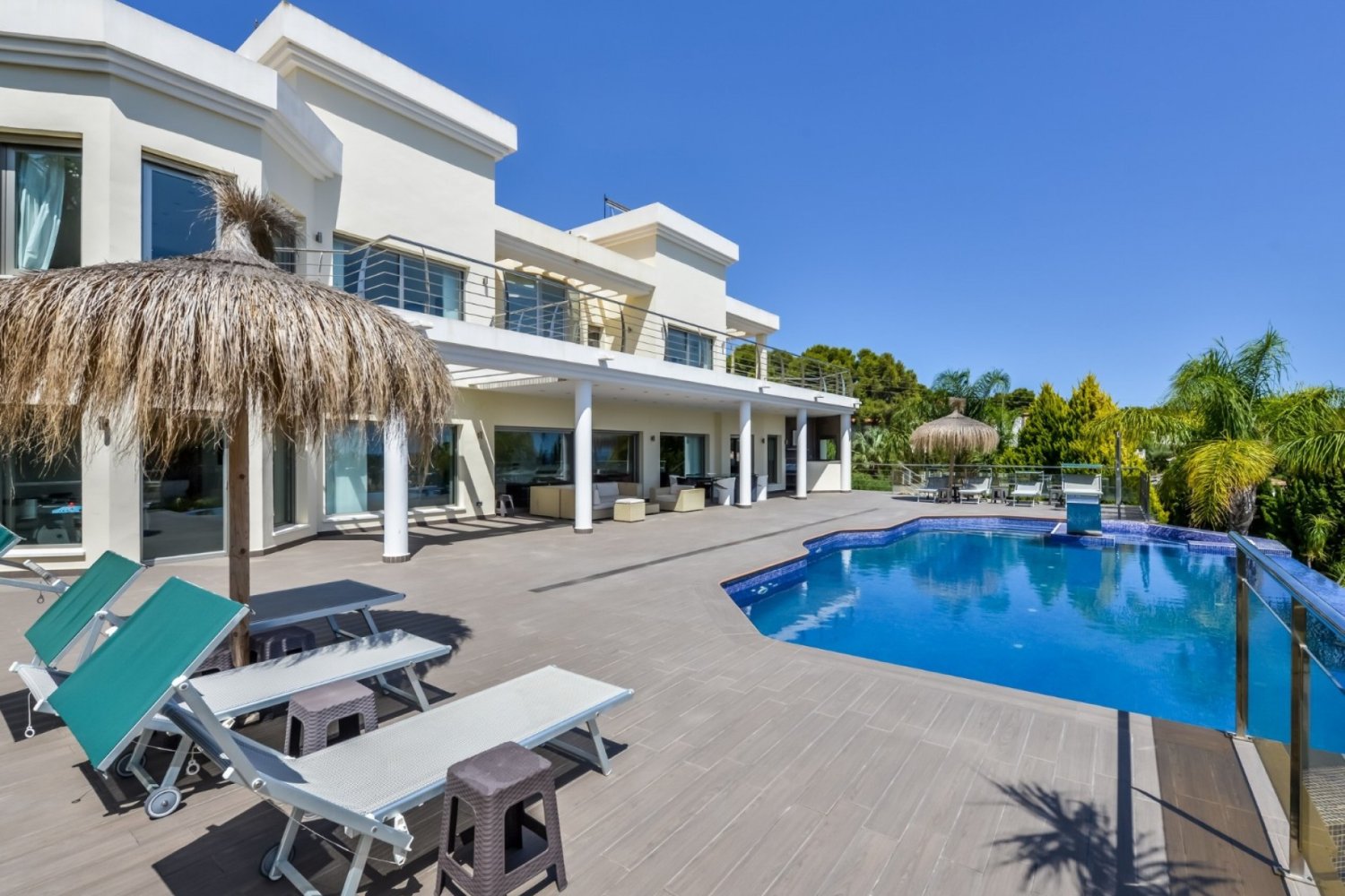 5 bedrooms Villa in Moraira, Spain No. 88415