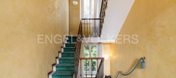 5 Schlafzimmer Villa in Varese, Italy, Nr. 103896 9