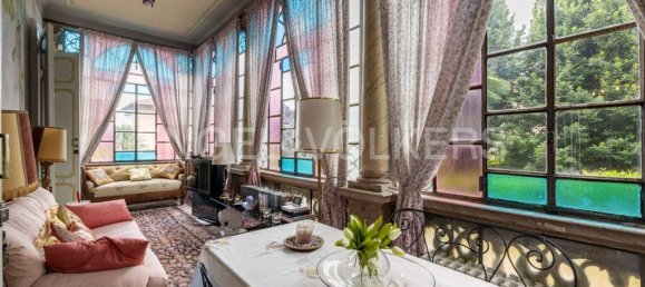5 Schlafzimmer Villa in Varese, Italy, Nr. 103896 7