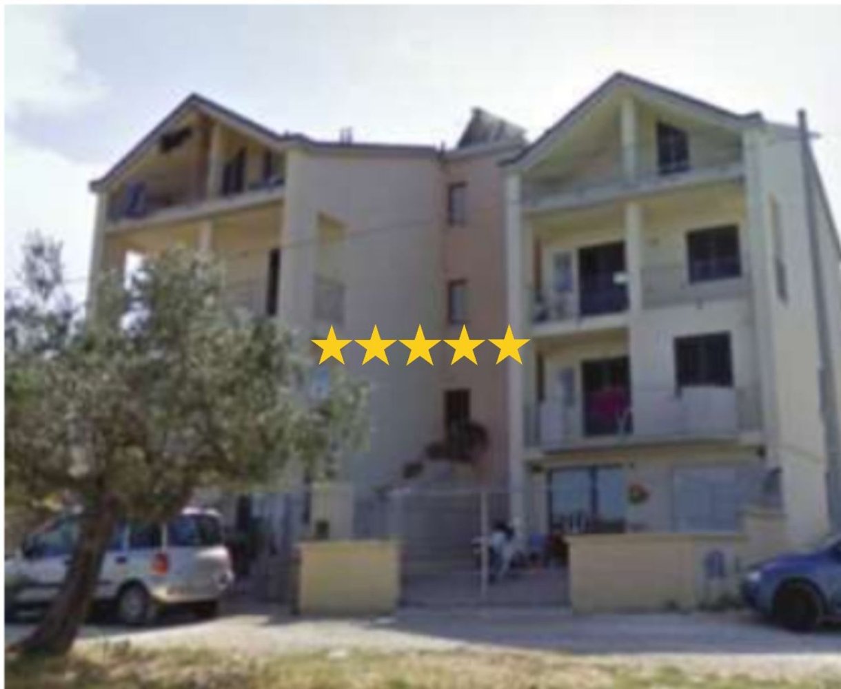 Apartamento de 7 habitaciónes en Monteodorisio, Italy No. 180683