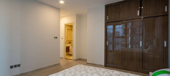 3 bedrooms Apartment in District 1, Vietnam No. 18365 6
