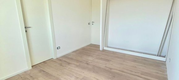 3 rooms Apartment in Lecce, Italy No. 290341 13