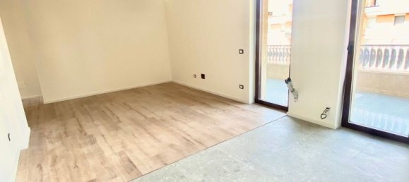 3 rooms Apartment in Lecce, Italy No. 290341 5