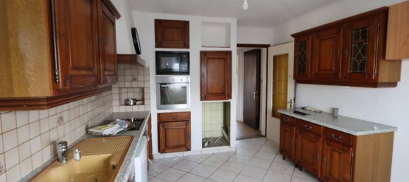 Casa de 3 dormitorios en Village-Neuf, France No. 74897 6