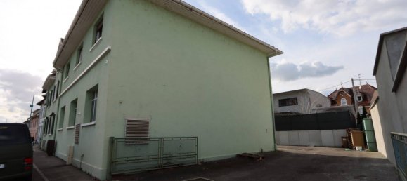 Casa de 3 dormitorios en Village-Neuf, France No. 74897 20