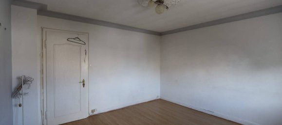 Casa de 3 dormitorios en Village-Neuf, France No. 74897 8