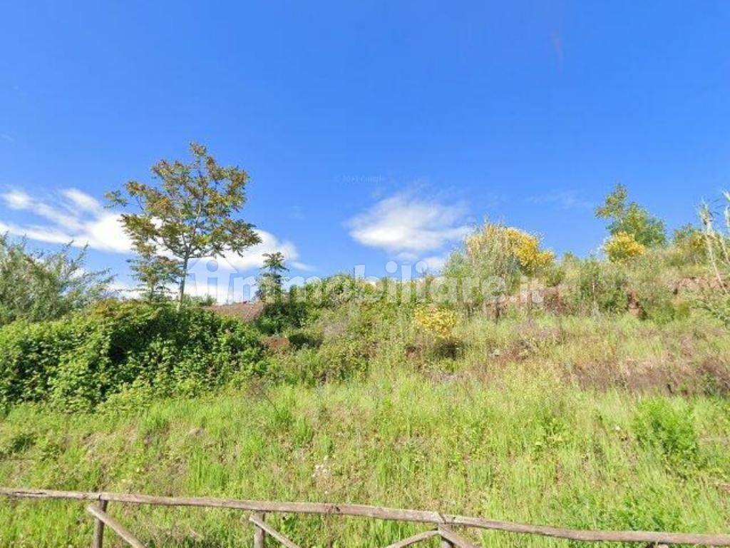 716m² Commercial property in Velletri, Italy No. 201110